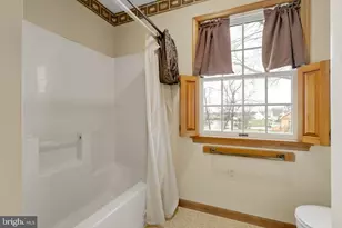 10 Meadow Ln, Myerstown, PA 17067 - Photo 14