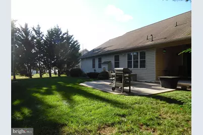 325 Charles Street, Lebanon, PA 17042 - Photo 2