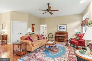 905 Walnut Crest Dr L-0064 Dr, Lebanon, PA 17046 - Photo 6