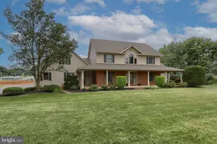 23 S Zinns Mill Rd, Quentin, PA 17083 - Photo 2