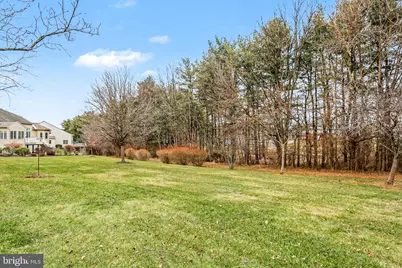 869 Water Edge Ct L-0062 Court, Lebanon, PA 17046 - Photo 2