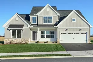 122 Alexandria Dr, Annville, PA 17003 - Photo 1