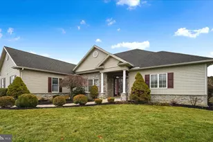 800 Victoria Ln, Palmyra, PA 17078 - Photo 10