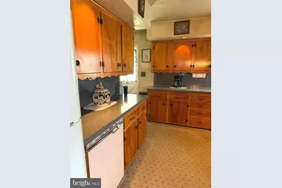 2414 Elias Avenue, Lebanon, PA 17046 - Photo 14