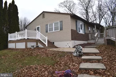 262 E Kercher Avenue, Lebanon, PA 17046 - Photo 4