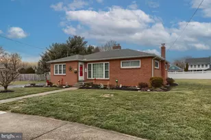 1275 Marion Dr, Lebanon, PA 17042 - Photo 10