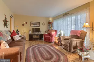 1275 Marion Dr, Lebanon, PA 17042 - Photo 20