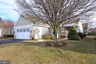 1023 Alden Way, Lebanon, PA 17042 - Photo 4