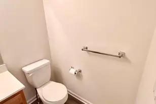 2005 Greystone Dr, Lebanon, PA 17042 - Photo 8