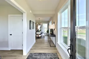 43 Canterbury Ln, Annville, PA 17003 - Photo 2