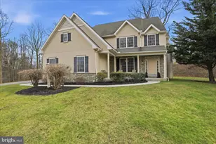 204 Iron Valley Dr, Lebanon, PA 17042 - Photo 2