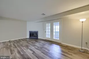 305 Barrington Ct, Palmyra, PA 17078 - Photo 14