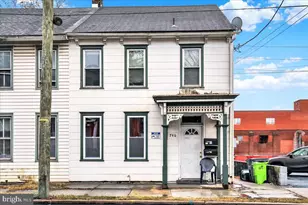 746 Maple St, Lebanon, PA 17046 - Photo 1