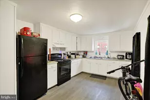 746 Maple St, Lebanon, PA 17046 - Photo 16