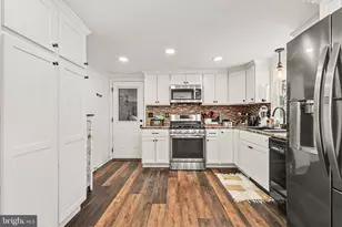 2141 Cloverfield Dr, Lebanon, PA 17046 - Photo 8