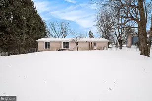 2141 Cloverfield Dr, Lebanon, PA 17046 - Photo 22