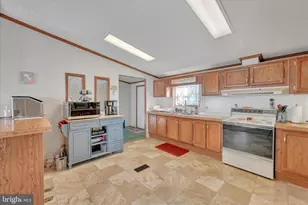 362 W Cedar St, Palmyra, PA 17078 - Photo 10