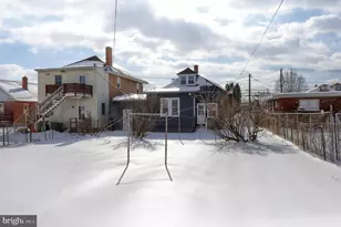 207 E Lehman St, Lebanon, PA 17046 - Photo 6