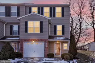 2030 Greystone Dr, Lebanon, PA 17042 - Photo 2