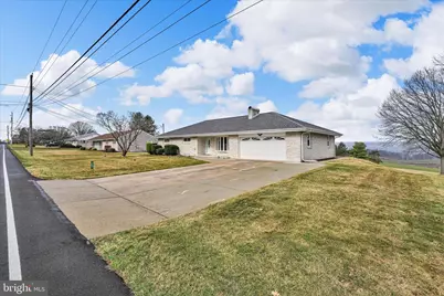 263 Eisenhower Road, Palmyra, PA 17078 - Photo 2