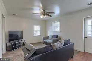 820 N 9th St, Lebanon, PA 17046 - Photo 6