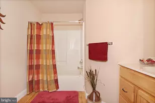 1005 Great Hall Dr, Lebanon, PA 17042 - Photo 40