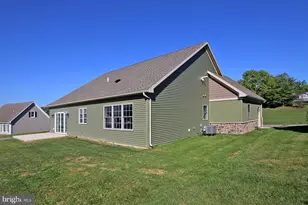 108 Allwein Dr, Lebanon, PA 17042 - Photo 6