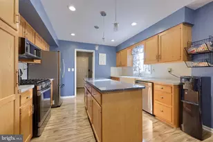 32 Village Dr, Newmanstown, PA 17073 - Photo 16