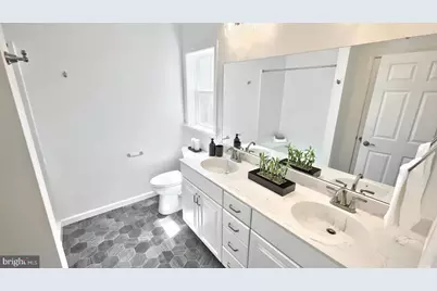 609 Lilliana Drive, Lebanon, PA 17046 - Photo 2