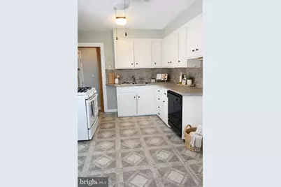 326 S 3rd Ave, Lebanon, PA 17042 - Photo 8