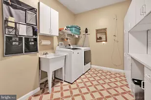 14 N Butterfly Dr, Myerstown, PA 17067 - Photo 32