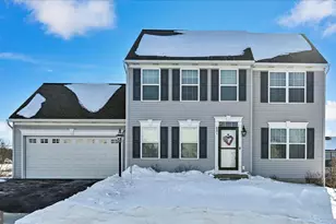 631 Fieldstone Dr, Annville, PA 17003 - Photo 1