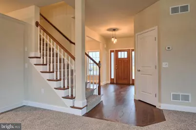 026 Rolling Meadow Rd, Lebanon, PA 17046 - Photo 2