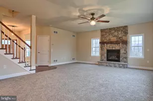 026 Rolling Meadow Rd, Lebanon, PA 17046 - Photo 10