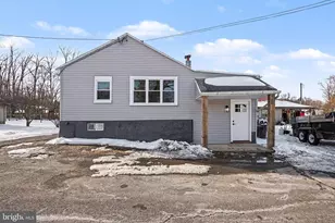 7 Groy Ave, Lebanon, PA 17046 - Photo 2