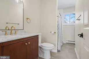 2149 Cloverfield Dr, Lebanon, PA 17046 - Photo 16