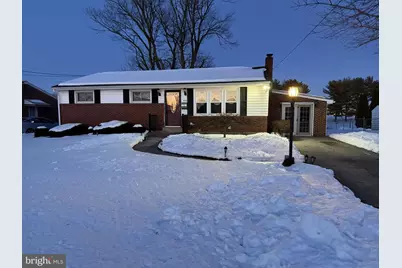 902 Kiner Avenue, Lebanon, PA 17042 - Photo 2