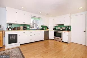 2 N Willow St, Myerstown, PA 17067 - Photo 16