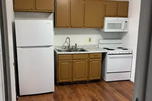 831 Willow St, Lebanon, PA 17046 - Photo 1