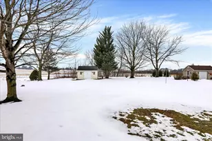 825 S Spruce St, Annville, PA 17003 - Photo 40