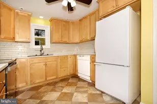 129 Juniper St, Lebanon, PA 17042 - Photo 12