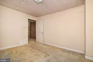 153 N Center St, Fredericksburg, PA 17026 - Photo 34