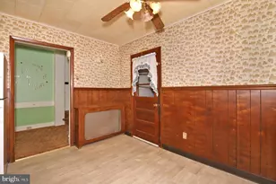 153 N Center St, Fredericksburg, PA 17026 - Photo 14