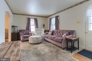 323 S 3rd Ave, Lebanon, PA 17042 - Photo 6