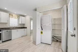 7 Lebanon Valley Ct, Lebanon, PA 17046 - Photo 8