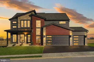 124 Alexandria Dr, Annville, PA 17003 - Photo 2