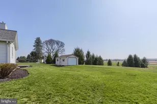 75 Oatfield Ln, Palmyra, PA 17078 - Photo 6