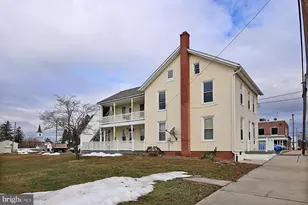 19 S Lancaster St, Jonestown, PA 17038 - Photo 2