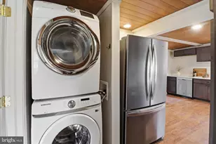 831 Sylvan Ln, Lebanon, PA 17042 - Photo 16