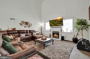 358 S Lingle Ave, Palmyra, PA 17078 - Photo 10